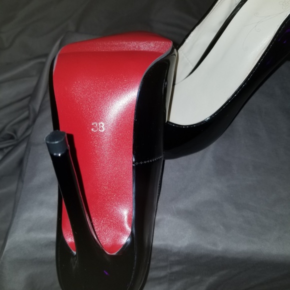 Joy Black Patent Leather heels with red soles - Picture 3 of 4